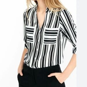 Express Portofino Monochrome Vertical Striped Shirt Top Blouse Sz Medium